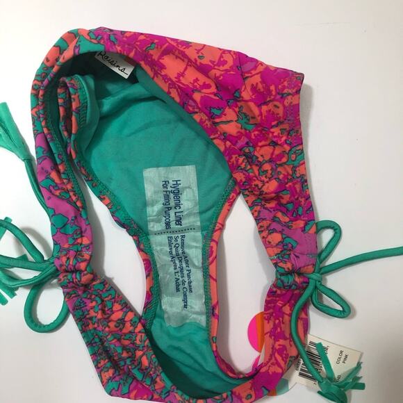 Raisins Fringe sweet pea 2 piece swimsuit Medium - Picture 4 of 8